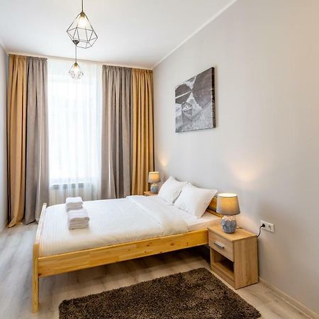 Alfa Apartments Chornovola Lviv Eksteriør billede